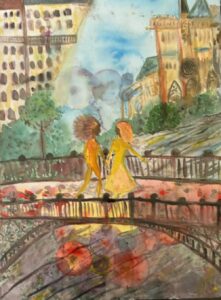 un homme et une femme qui se tiennent la main sur un pont de Paris duquel on aperçoit la cathédrale de Notre Dame en arrière plan